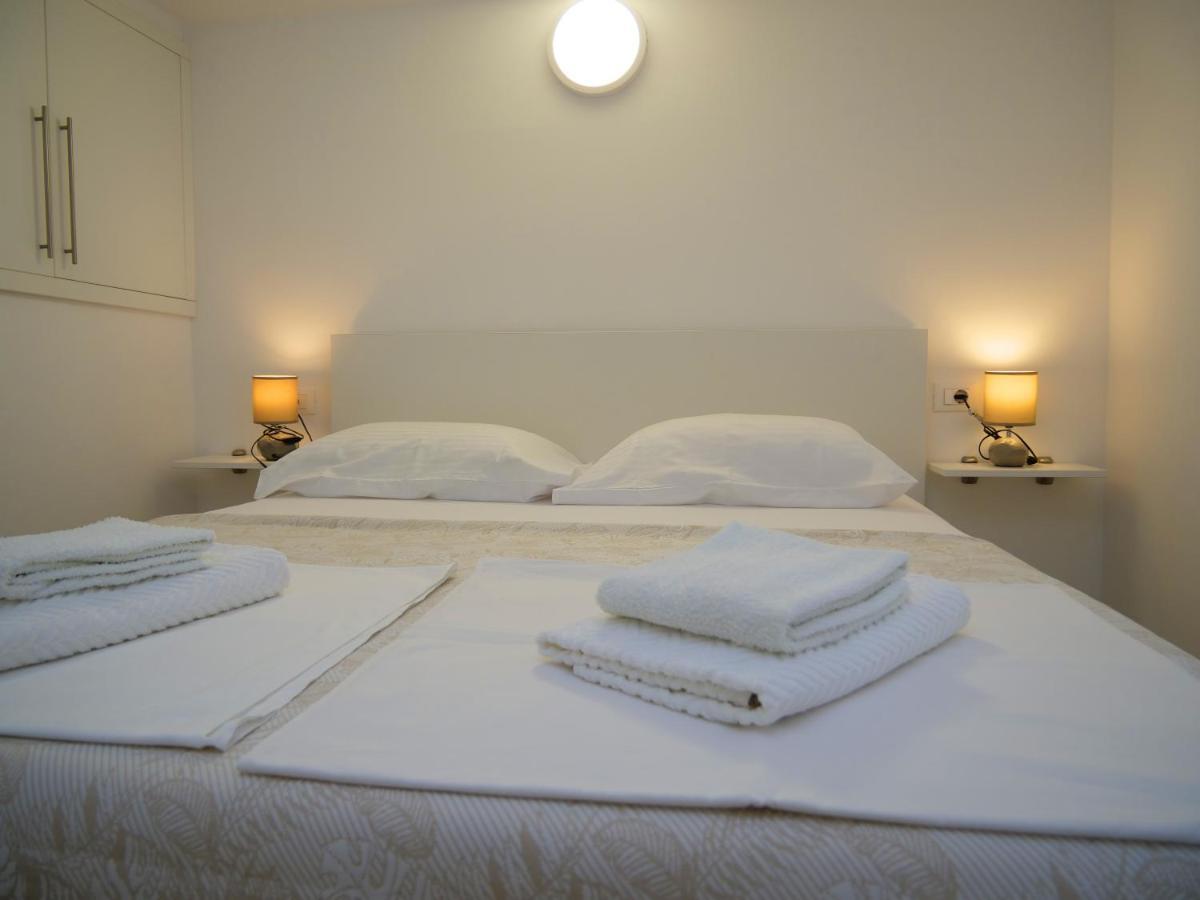 Apartmani Smilja Primošten Esterno foto